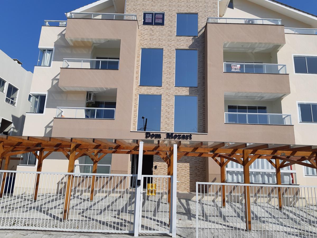 Apto 2 Dorm A 750M Da Praia Флорианополис Экстерьер фото